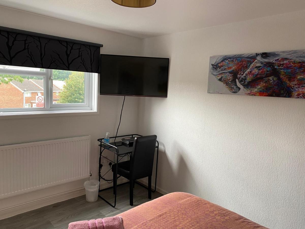 Quiet, spacious double bedroom! Peterborough Exterior foto